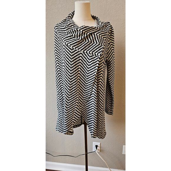 The Limited Wrap Sweater Tunic Convertible Chevron Black White Womens Large‎ - Picture 1 of 8